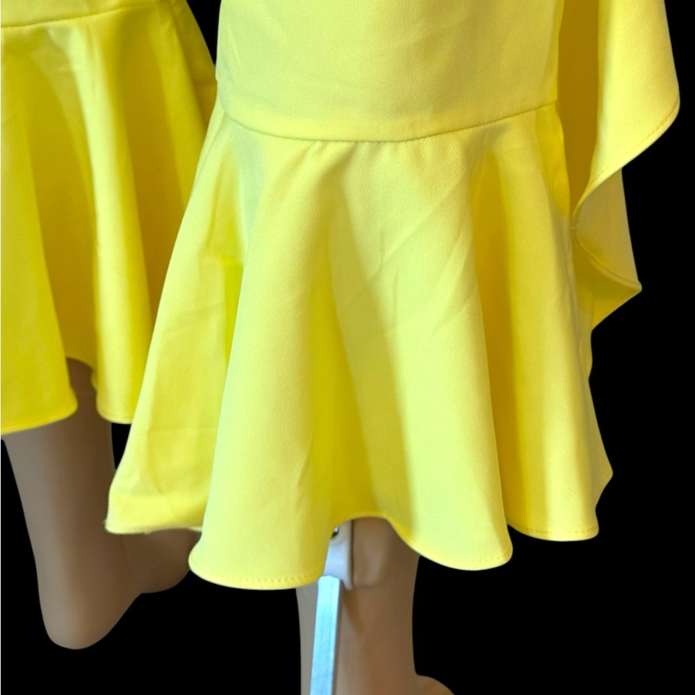 Bold Yellow Flared Ruffle Crop Stretch Pants - Picture 9 of 10